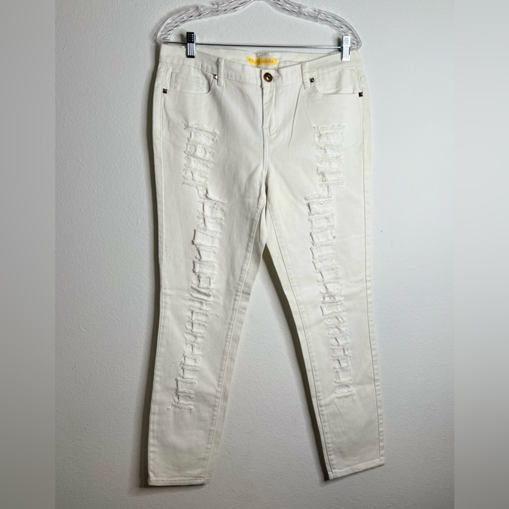 Elite Jeans Women Jeans 13 /14 White Straight Legs Stretch Distressed